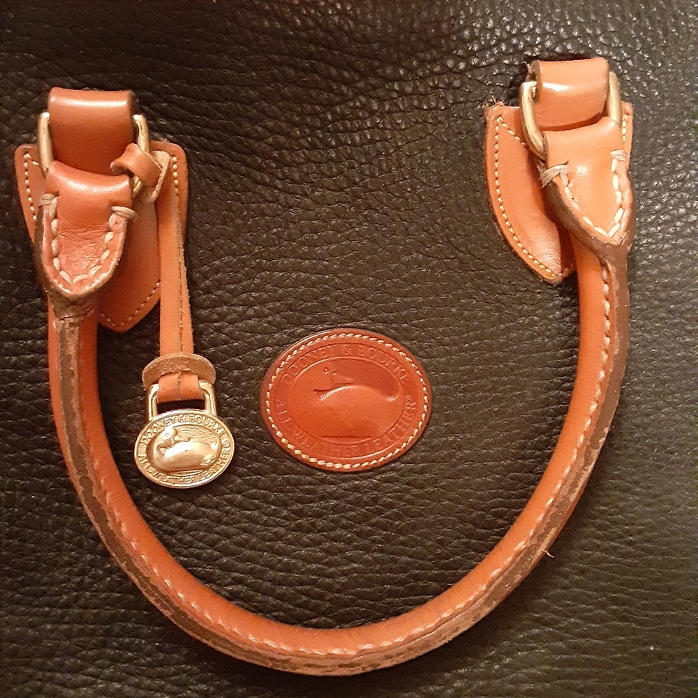 Dooney and Bourke leather purse with leather and b